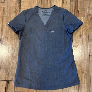 FIGS Scrubs Technical Collection Top Size XXS Gray V Neck Chest Pocket